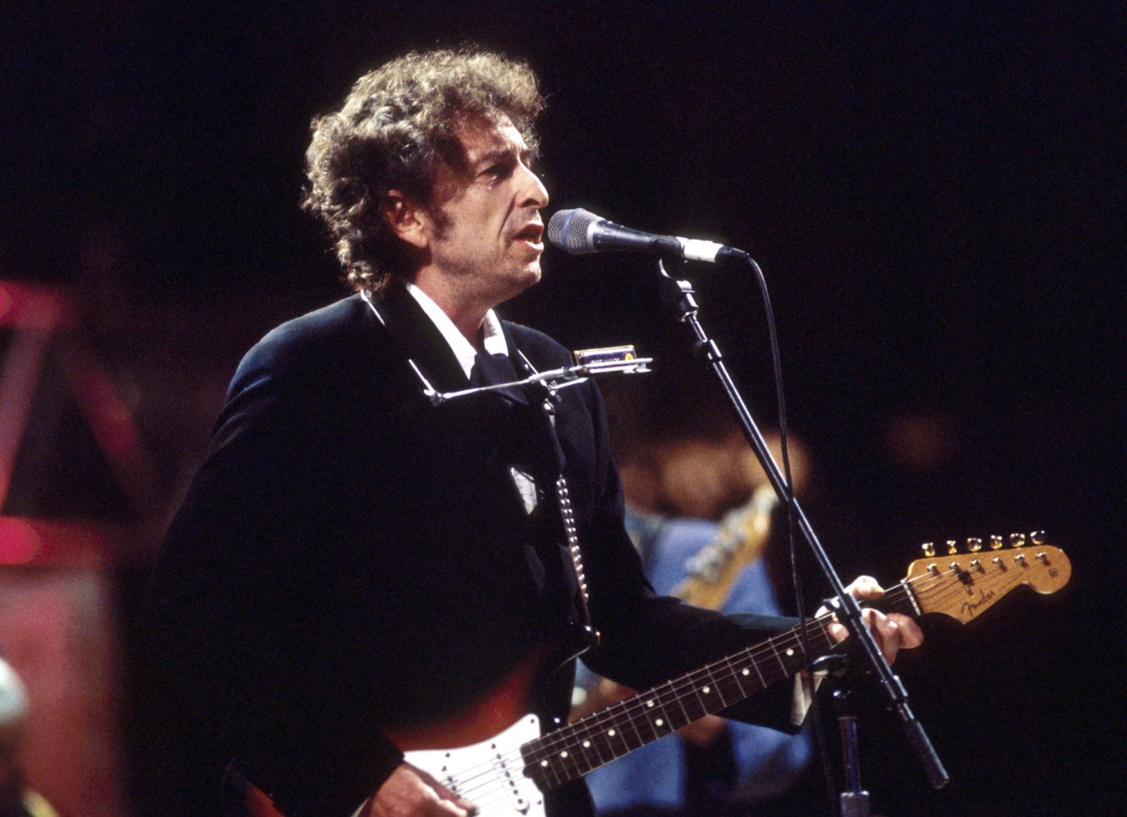Karya Musik Bob Dylan Lahir dari Ketekunannya Membaca Buku