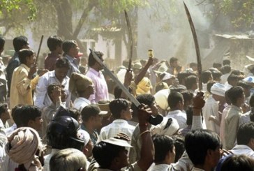 Bentrok Umat Hindu dengan Islam di India Tewaskan 38 Orang