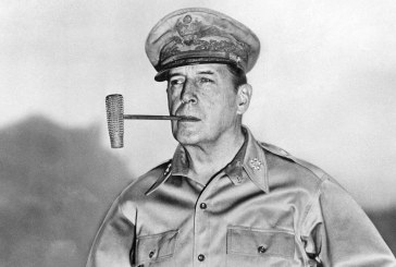 Strategi Lompat Katak MacArthur