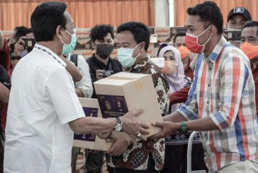 Kemenparekraf Serahkan Bantuan untuk Pekerja Pariwisata DI Yogyakarta