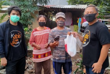 Peduli Covid-19, Kalbis Institute Bagikan 2.000 Masker untuk Warga Jakarta dan Jabar