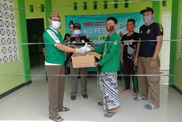 Cegah Covid-19, GP Ansor Pekalongan Bagikan Masker dan Hand Sanitizer