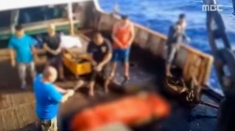 Kejam! Pelaut China Lempar Jenazah ABK Indonesia ke Laut
