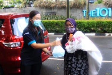 Berbagi Kebahagiaan Bersama Warga Sekitar, THE 1O1 Hotel Jakarta Sedayu Darmawangsa Berikan Paket Buka Puasa