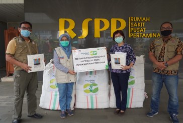 Perangi Covid-19, Pegadaian Salurkan Bantuan 500 Surgical Gown kepada RSPP Jakarta