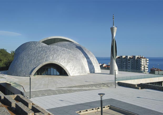 Kroasia Miliki Masjid Unik Bak Kapal Luar Angkasa