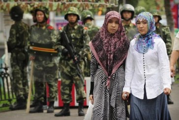 China Paksa Wanita Uighur Kerja 12 Jam Sehari