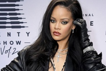 Peragaan Gunakan Hadis Nabi, Rihanna Minta Maaf