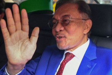 PM Malaysia Segera Ditumbangkan Anwar Ibrahim