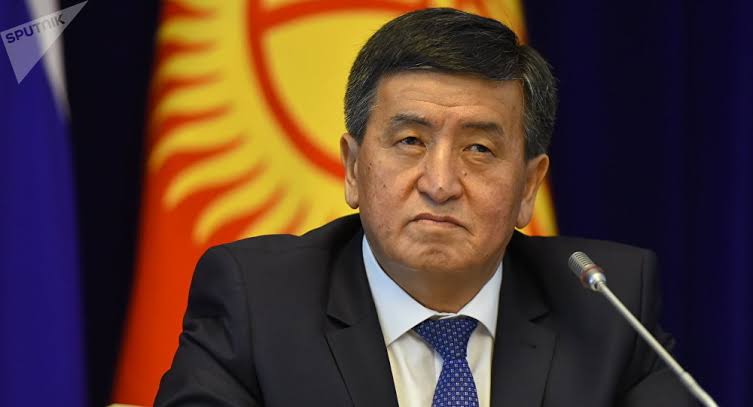 Tak Ingin Bentrok Massa Demo, Presiden Kyrgyzsran Mundur!