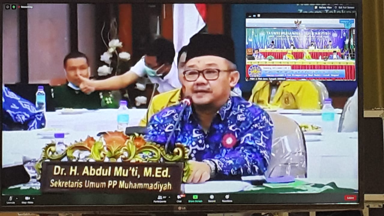 Daripada Demo, Muhammadiyah Sarankan UU Cipta Kerja Digugat di MK