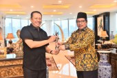 Ketua MPR RI Bambang Soesatyo Raih Penghargaan Best Institution Leader