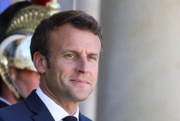 60 Persen Warga Prancis Kecewa dengan Presiden Macron