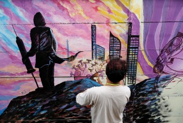 FOTO Seniman Kota Tangerang Edukasi 3M Melalui Mural