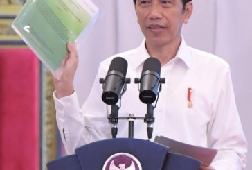 Presiden Serahkan SK Hutan Sosial dan SK TORA Seluruh Indonesia