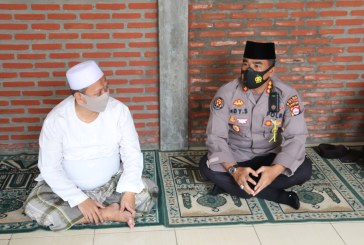 Perkuat Sinergi Ulama, Kabid Humas Polda Banten Silaturahmi ke Ponpes Al-Khoziny