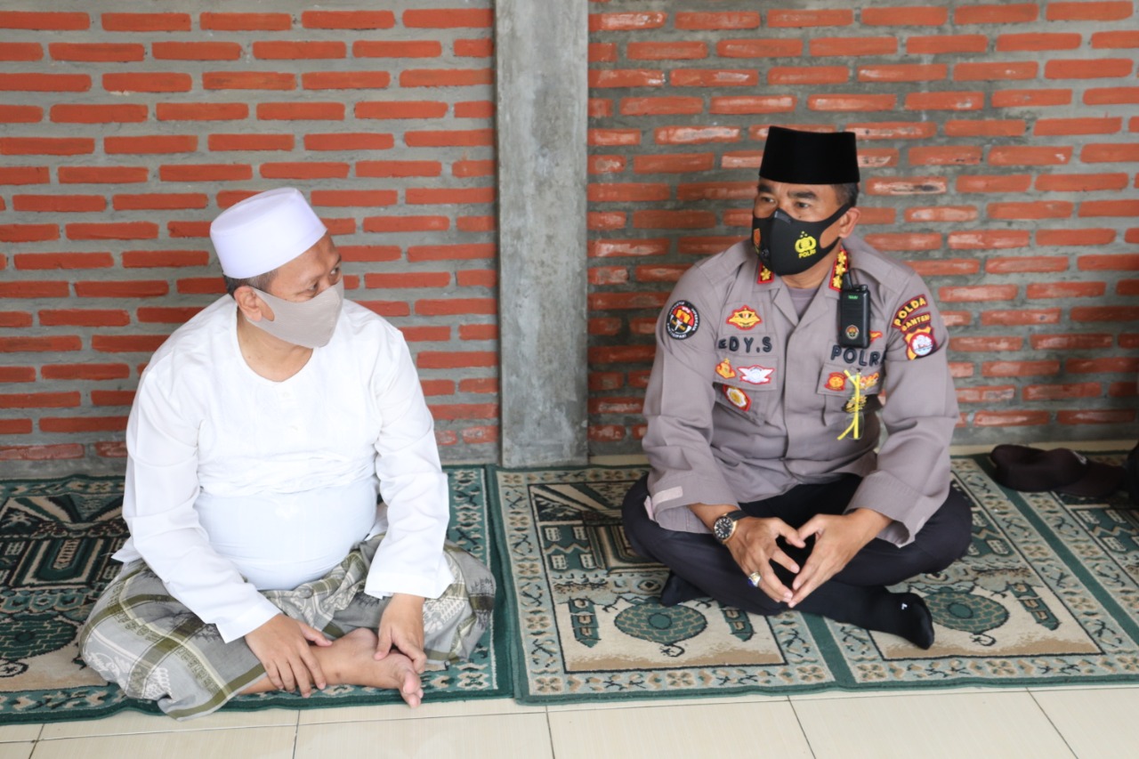 Perkuat Sinergi Ulama, Kabid Humas Polda Banten Silaturahmi ke Ponpes Al-Khoziny