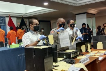 Polda Metro Tangkap Pelaku Sindikat Pemalsu Surat Hasil Swab Covid-19