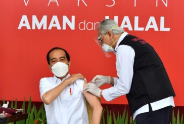Disuntik Vaksin, Jokowi: Tidak Terasa Sama Sekali