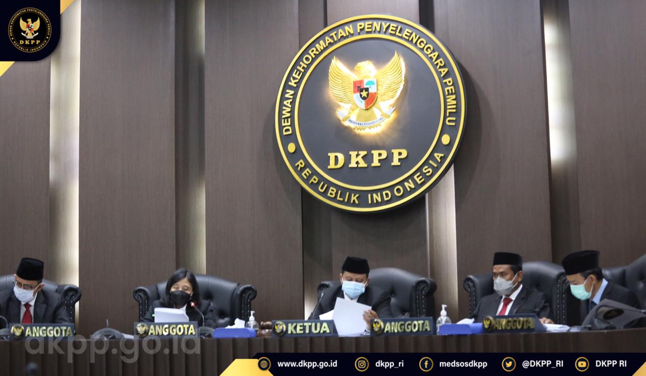 Langgar Kode Etik, DKPP Berhentikan Arief Budiman dari Jabatannya