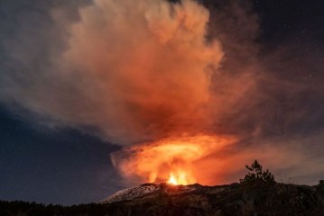 Mengerikan! Ini Letusan Dahsyat Gunung Etna