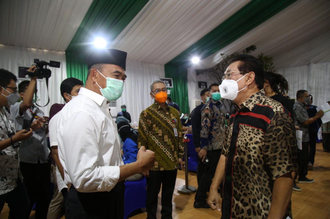 Muhadjir Effendy: Vaksinasi Artis Lansia Untuk Hidupkan Perfilman Indonesia
