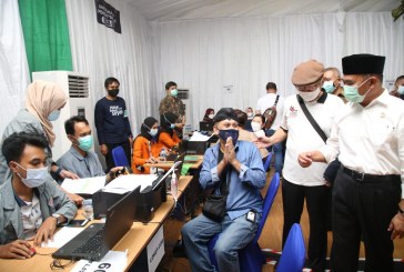 Muhadjir Effendy Tinjau Pelaksanaan Vaksinasi Lansia di BBPK Jakarta