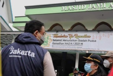 Membersihkan Masjid dalam Rangka Menyambut Ramadan