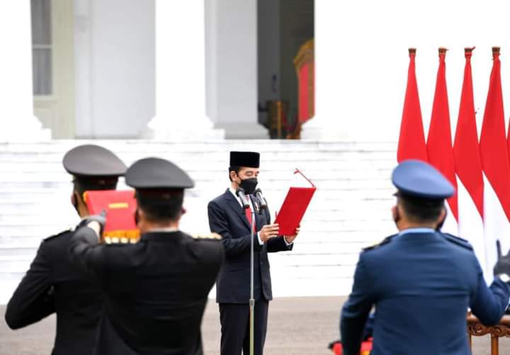 Pimpin Prasetya Perwira Tahun 2021,  Presiden Jokowi Lantik 700 Perwira Remaja TNI dan Polri