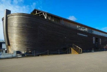 Wow! Ini Ada yang Bikin Kapal Nabi Nuh Tiruan
