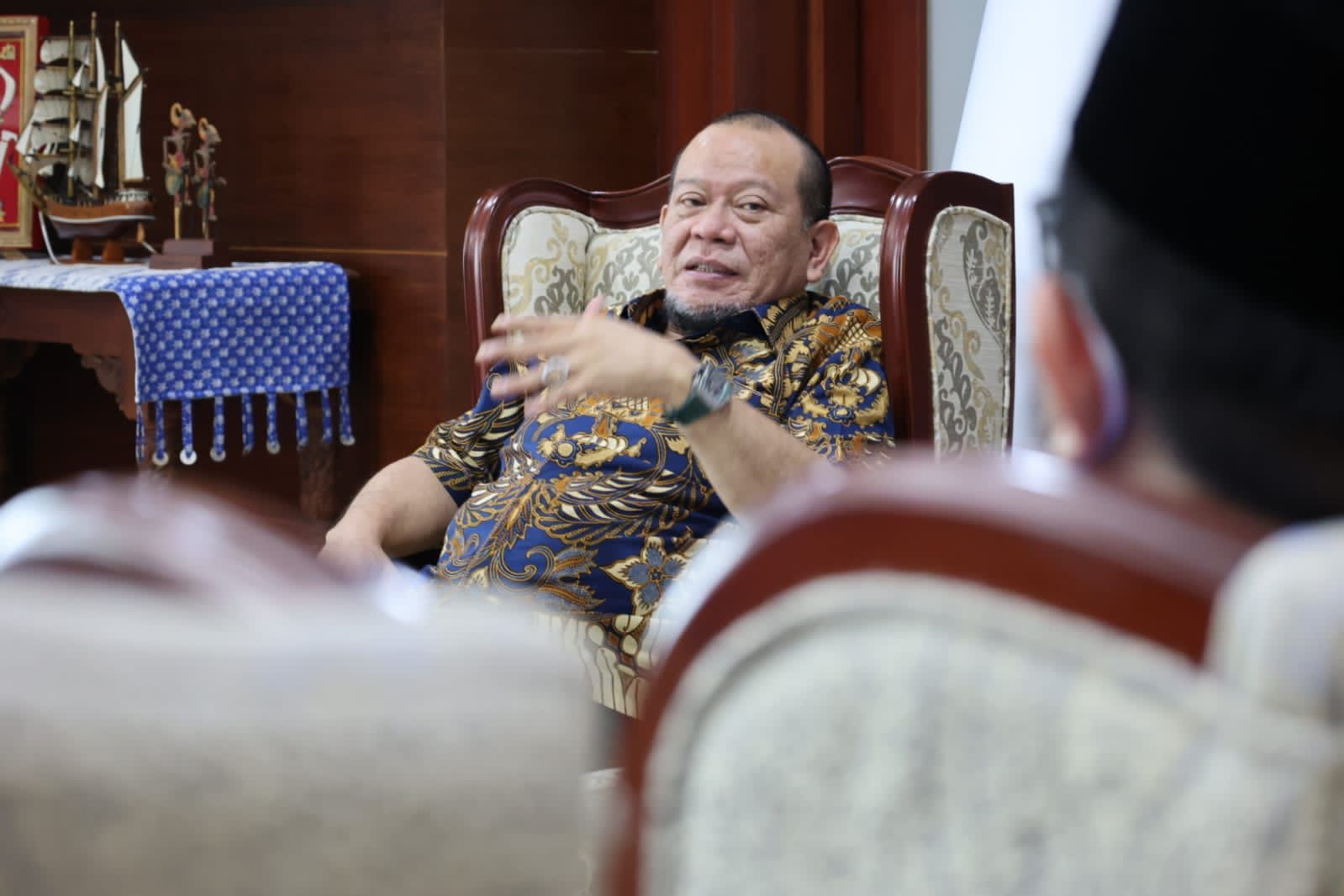 Ketua DPD Minta Asosiasi Desak Menag Agar Jamaah Umrah Indonesia Bisa Berangkat