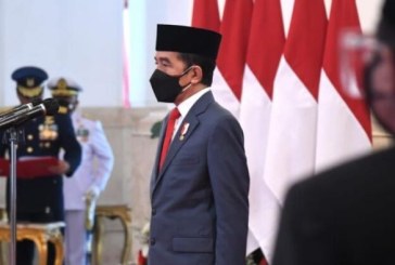 Jokowi Anugerahkan Tanda Kehormatan Bintang Mahaputera, Bintang Budaya Parama Dharma, dan Bintang Jasa kepada 335 Tokoh