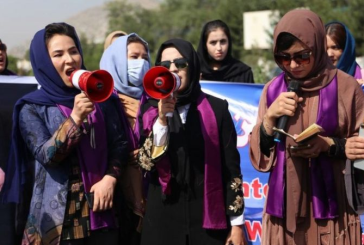 Taliban Bubarkan Protes Kaum Perempuan di Kabul