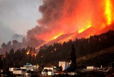 Ngeri! Lava Gunung Berapi di Spanyol Hancurkan Ratusan Rumah