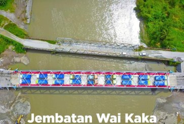 Sempat Putus Akibat Diterjang Banjir, Jembatan Wai Kaka Kembali Tersambung