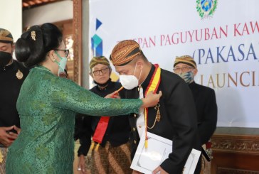 Keraton Surakarta Beri Gelar Bupati Kebumen Kanjeng Raden Arya Arif Sugiyanto Wreksonagoro