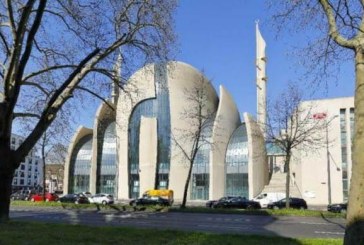 Masjid-masjid di Jerman Diizinkan Azan Lewat Pengeras Suara