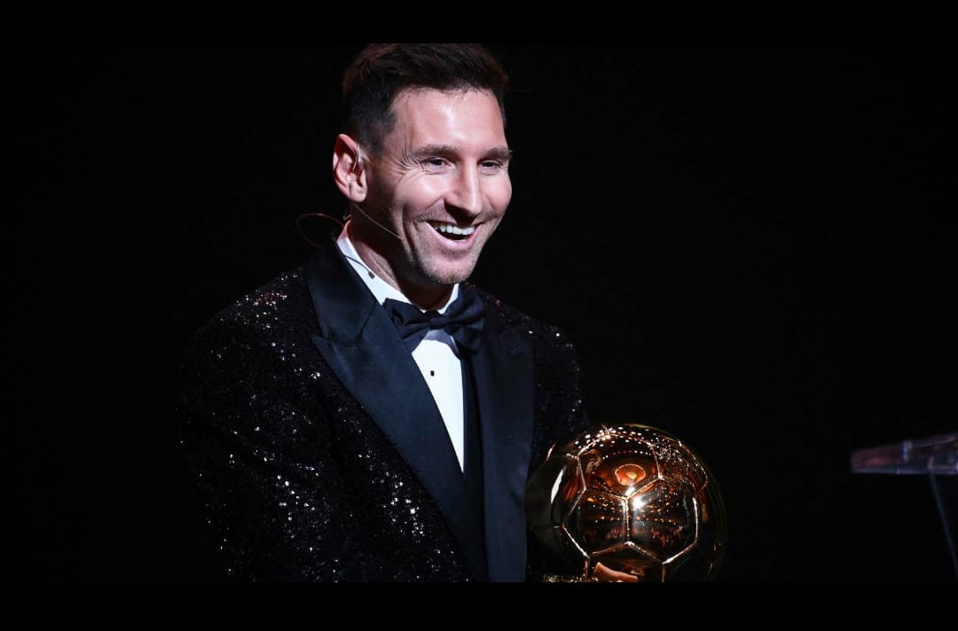 Messi Raih Ballon d’Or Ketujuh, Ronaldo Merosot