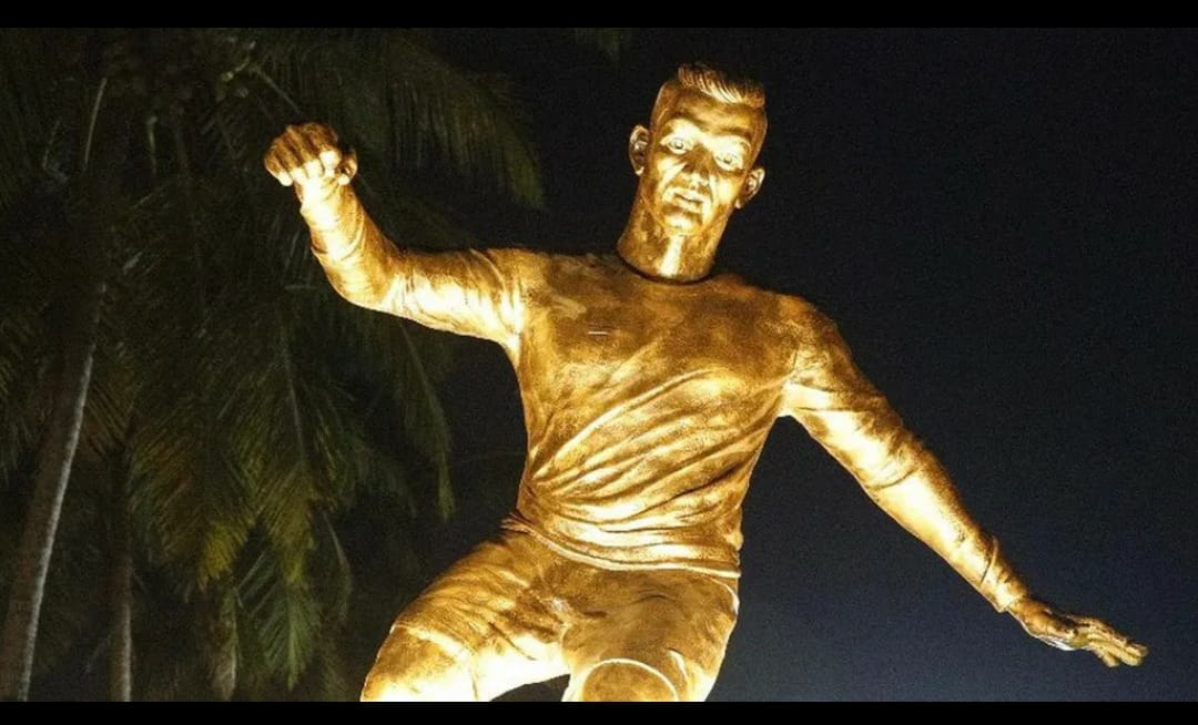 Patung Ronaldo Bikin Kontroversi di India