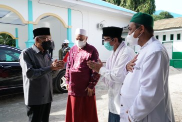 Kunjungi Ponpes Al-Khairaat, Wapres Ingatkan Tiga Fungsi Pesantren