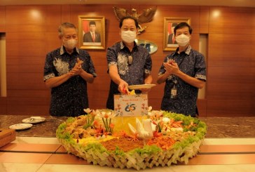 65 Tahun Berkarya, BCA dan Nasabah Tumbuh Bersama untuk Indonesia