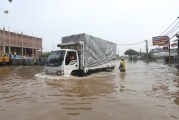 FOTO Banjir Melanda Villa Tangerang Indah Akibat Hujan