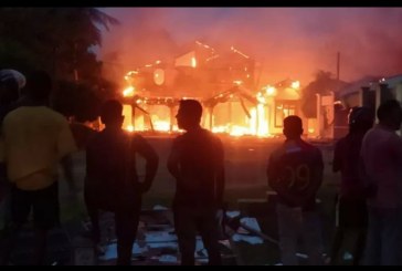 Kerusuhan di Sri Lanka Bakar 50 Rumah Pejabat dan Hotel Milik Putra Perdana Menteri