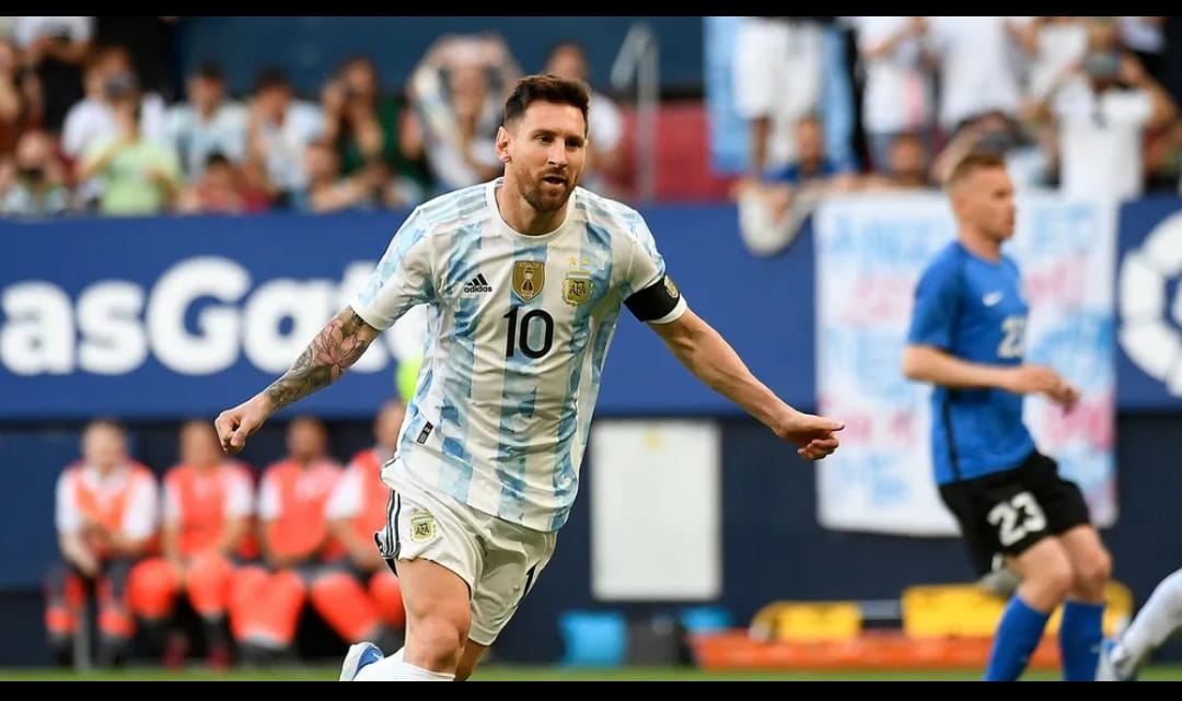 Messi Pesepak Bola Ilmu, Tak Ngotot Tapi Bisa Jebol Gawang