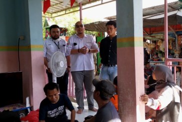 Dua Alumni LSPR Institut Ajarkan Melek Digital kepada Pemuda Kampung Nelayan Kaliadem
