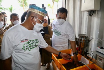Menko PMK Dukung Pengelolaan Sampah Organik di Makassar