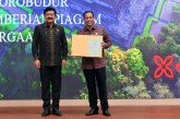 Menteri ATR/BPN Serahkan Sertifikat Candi Borobudur ke Kemendikbudristek