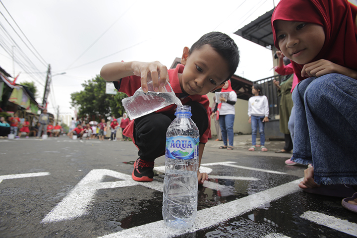 FOTO Warga Kampung Baru, Jakarta Barat, Bersemangat Meriahkan HUT ke-77 Kemerdekaan RI