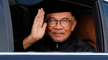 Usai Tolak Gaji PM, Anwar Ibrahim Juga Ogah Pakai Mobil Dinas Mewah