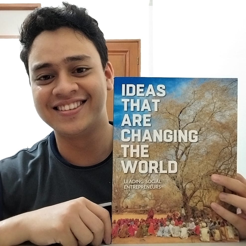 Azzam Habibullah Mahasiswa STID Mohammad Natsir yang Masuk dalam Jajaran Inovator Sosial Muda Top Dunia
